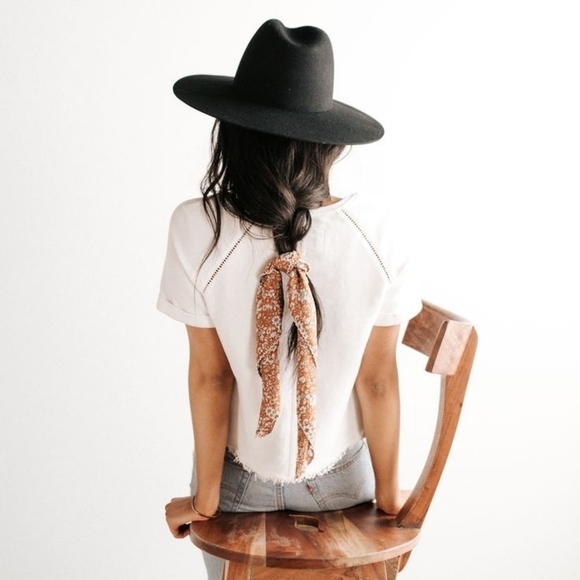 Gigi Pip Scottie Wide Brim Black Wool Fedora Hat with Leather Band - Picture 8 of 8